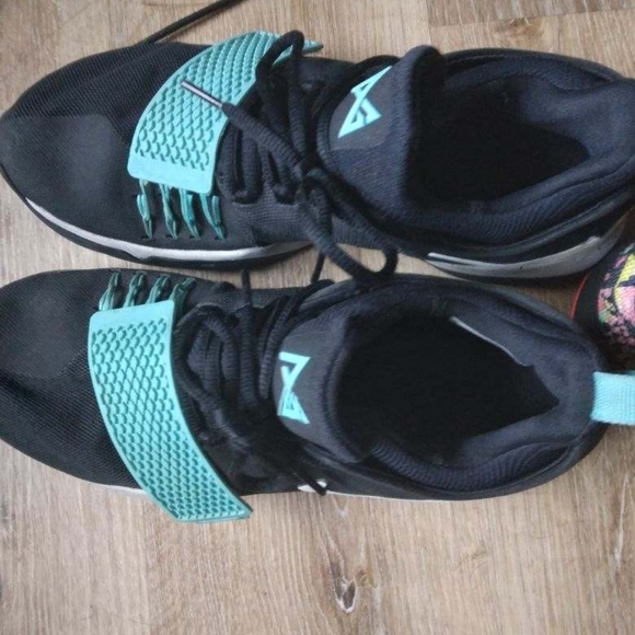 4 pairs of basketball shoes size 11 - Picture 4 of 8